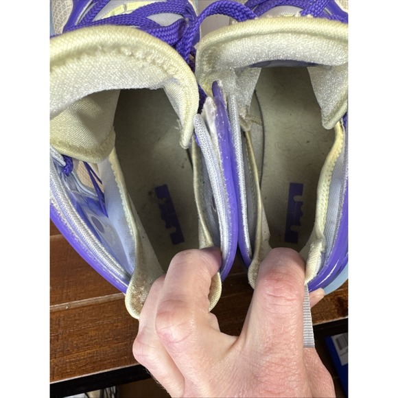 Nike Lebron‎ 19 XlX Aura Citron Youth GS 5.5Y DD0418-412 - Picture 7 of 11